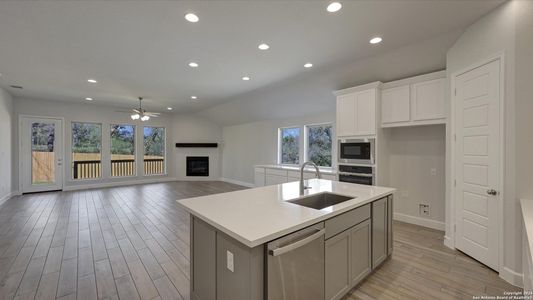 New construction Single-Family house 135 Lukas Cove, San Antonio, TX 78253 Design 2695W- photo 19 19
