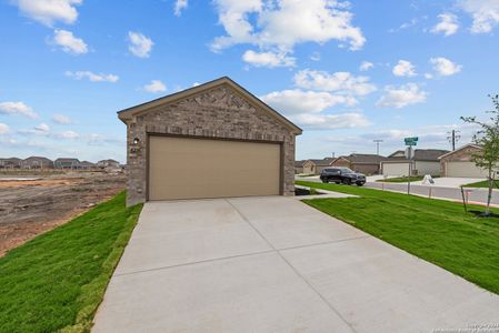 New construction Single-Family house 4216 Carlotta Drive, New Braunfels, TX 78130 Primrose- photo 15 15