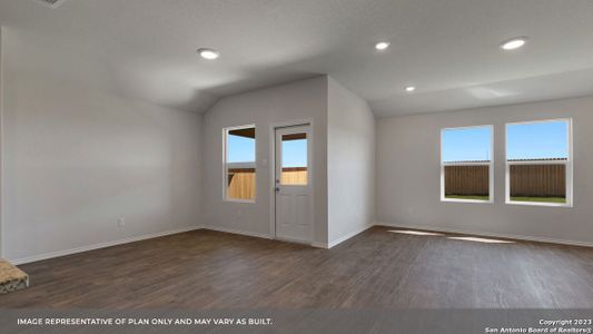 New construction Single-Family house 565 Chaco Loop, Seguin, TX 78155 Irvine - photo 14 14