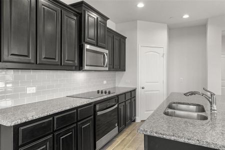 New construction Townhouse house 519 Sandiford Court, Mansfield, TX 76063 Athens- photo 12 12