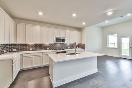 New construction Single-Family house 13222 Wood Leaf Park, Tomball, TX 77375 - photo 8 8