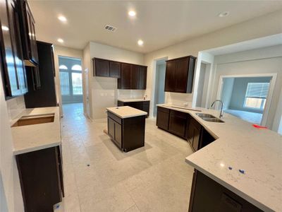 New construction Single-Family house 1585 Elm Court, Angleton, TX 77515 The Stanway- photo 6 6