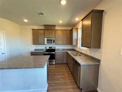 New construction Single-Family house 424 Shoreview Drive, Conroe, TX 77303 S-1514- photo 9 9