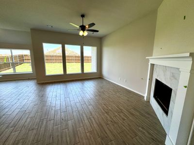 New construction Single-Family house 4444 Brentfield Drive, Fort Worth, TX 76036 Concept 1660- photo 8 8