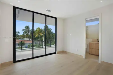New construction Single-Family house 7621 Ne 8Th Ave, Miami, FL 33138 - photo 24 24