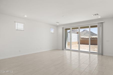 New construction Single-Family house 6806 W Molly Lane, Peoria, AZ 85383 - photo 11 11