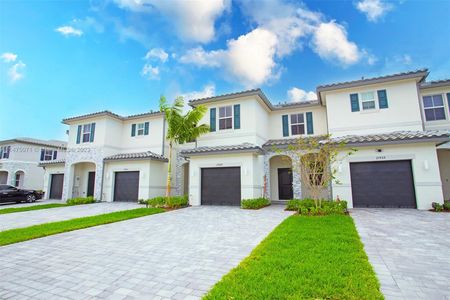 New construction Townhouse house 11964 Northwest 47th Manor, Coral Springs, FL 33076 - photo 1 1