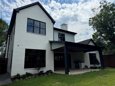 New construction Single-Family house 9042 Leaside Drive, Dallas, TX 75238 - photo 37 37