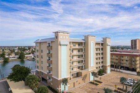 New construction Condo/Apt house 125 Island Way, Unit 302, Clearwater, FL 33767 - photo 1 1