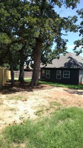 New construction Single-Family house 305 Titus Drive, Springtown, TX 76082 - photo 31 31