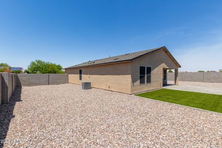 New construction Single-Family house 11047 W Loma Vista Drive, Arizona City, AZ 85123 - photo 32 32