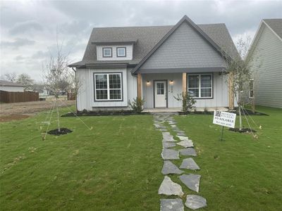 New construction Single-Family house 208 W 6Th Street, Justin, TX 76247 - photo 0 0