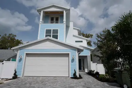 New construction Single-Family house 1647 Siesta Drive, Sarasota, FL 34239 - photo 1 1