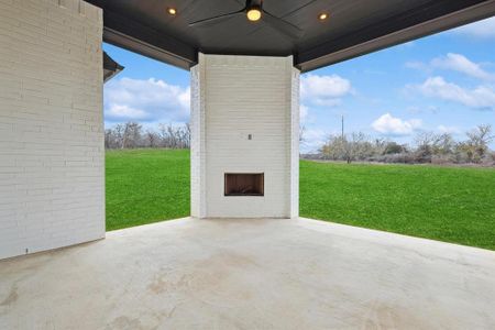 New construction Single-Family house 2020 Glenhollow Drive, Weatherford, TX 76088 - photo 33 33