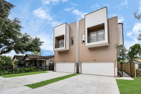 New construction Single-Family house 4215 Rogers Street, Houston, TX 77022 - photo 0