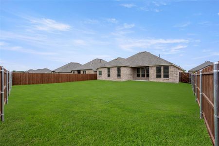 New construction Single-Family house 1070 Fleetwood Drive, Justin, TX 76247 Cromwell- photo 29 29