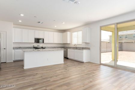 New construction Single-Family house 36601 W San Ildefanso Avenue, Maricopa, AZ 85138 - photo 1 1