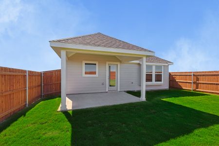 New construction Single-Family house 1826 Cabin Wood Lane, Forney, TX 75126 - photo 17 17