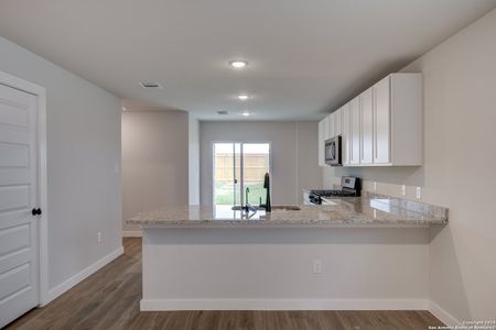 New construction Single-Family house 9874 Forestier Green, San Antonio, TX 78214 Scottsdale - 1562- photo 18 18