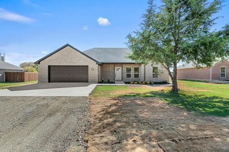 New construction Single-Family house 897 W Cardinal Street, Ector, TX 75439 - photo 0