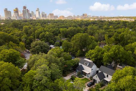 New construction Single-Family house 2104 Riverview St, Unit 1, Austin, TX 78702 - photo 28 28