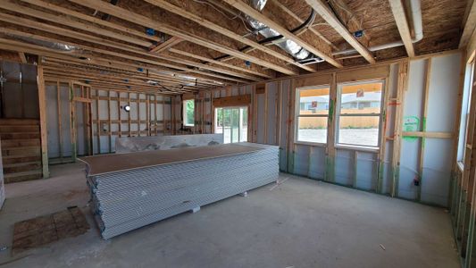 New construction Single-Family house 907 Palo Brea Loop, Hutto, TX 78634 Colton Homeplan- photo 5 5