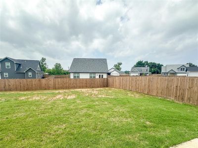 New construction Single-Family house 825 Feather Edge Drive, Springtown, TX 76082 - photo 17 17