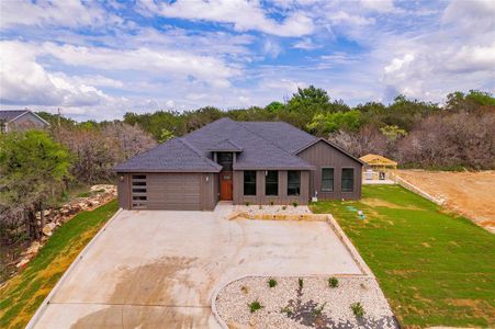 New construction Single-Family house 5117 Waterfield Drive, Granbury, TX 76048 - photo 4 4