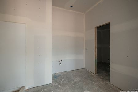 New construction Single-Family house 9318 Storm Falls, San Antonio, TX 78002 Ellsworth- photo 8 8