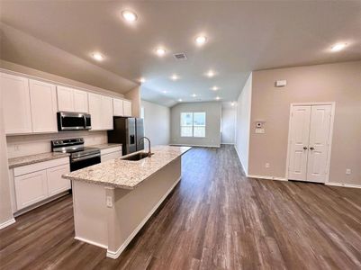 New construction Single-Family house 12414 Pecan Drive, Willis, TX 77318 - photo 7 7