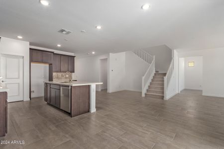 New construction Single-Family house 18450 W Villa Hermosa Lane, Surprise, AZ 85387 Monument- photo 10 10