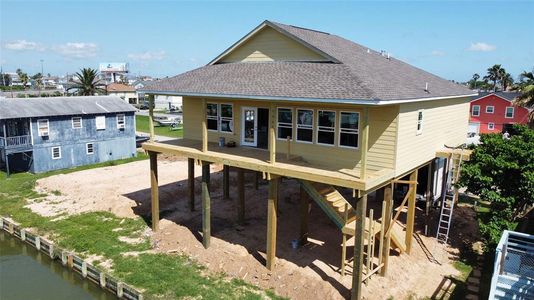 New construction Single-Family house 18 Edgewater, Bayou Vista, TX 77563 - photo