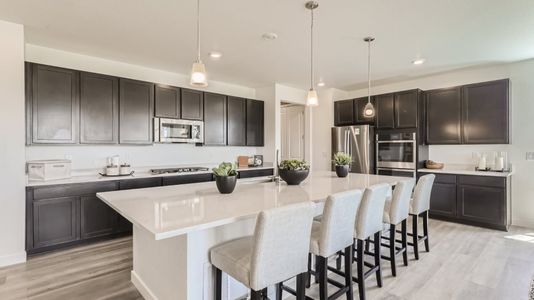 Sunset Village: The Grand Collection by Lennar in Erie - photo 8