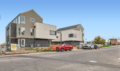 Front of the community. This home is the 2nd unit back on the southeast side of community.Other unit, make a change: Front of the community. This home is the front unit on the southeast side of community.