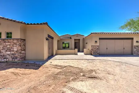 New construction Single-Family house 10045 East Dynamite Boulevard, Scottsdale, AZ 85262 - photo 0 0