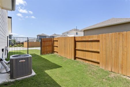 New construction Single-Family house 8808 Apogee Boulevard, Austin, TX 78744 - photo 32 32