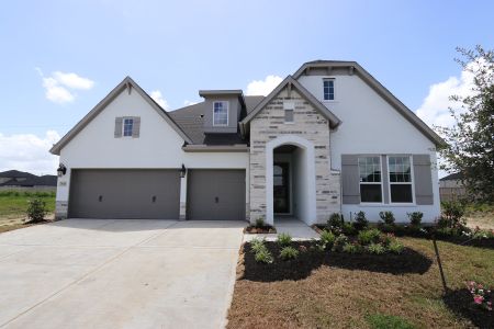 New construction Single-Family house 1723 South Pointe Drive, Friendswood, TX 77546 The Bynum- photo 4 4