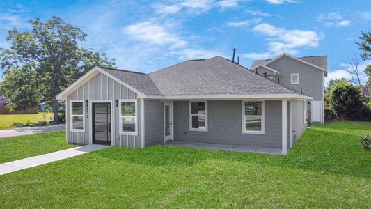 New construction Single-Family house 922 E Main Street, La Porte, TX 77571 - photo 1 1