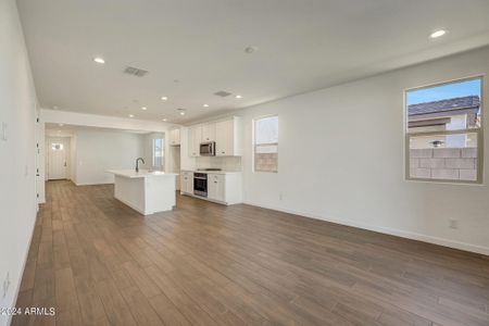 New construction Single-Family house 13602 West Shifting Sands Drive, Peoria, AZ 85383 Elwood- photo 6 6