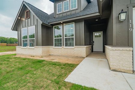 New construction Single-Family house 115 Bexar Street, Mabank, TX 75147 - photo 2 2