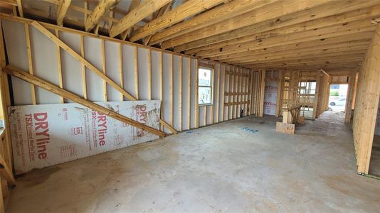 New construction Single-Family house 922 Palo Brea Loop, Hutto, TX 78634 Livingston Homeplan- photo 18 18