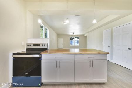 New construction Single-Family house 641 Cathedral Place, Saint Augustine, FL 32084 - photo 19 19