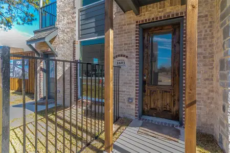 New construction Townhouse house 1601 Mignon Drive, Arlington, TX 76010 - photo 0