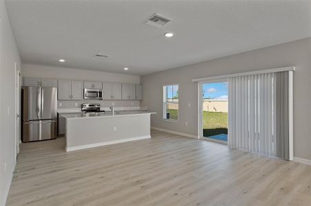New construction Single-Family house 1301 Current Place, Haines City, FL 33844 Catalina- photo 6 6
