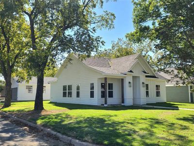 New construction Single-Family house 600 W Dubois, Denison, TX 75020 - photo 0