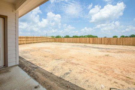 New construction Single-Family house 204 Drew Circle, Seguin, TX 78155 The Asheville H- photo 67 67