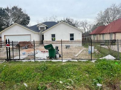 New construction Single-Family house 8422 Tareyton Lane, Houston, TX 77075 - photo 0 0