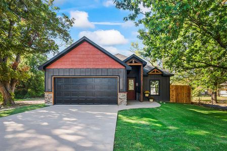 New construction Single-Family house 403 W Spruce Street, Whitewright, TX 75491 - photo 0