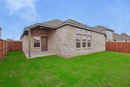 New construction Single-Family house 1044 Water Canna Drive, Fort Worth, TX 76247 Premier Series - Oleander- photo 19 19