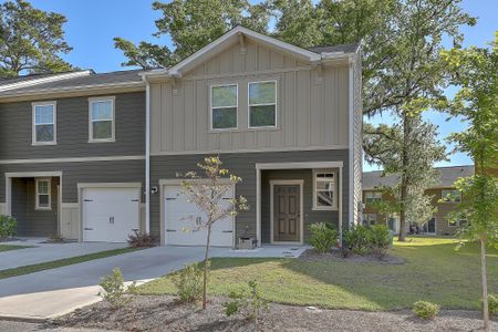 New construction Townhouse house 8324 Childs Cove, North Charleston, SC 29418 - photo 0 0